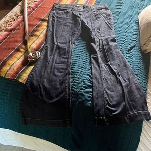 Wide leg bell bottom